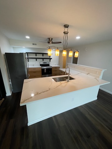 General Contractor